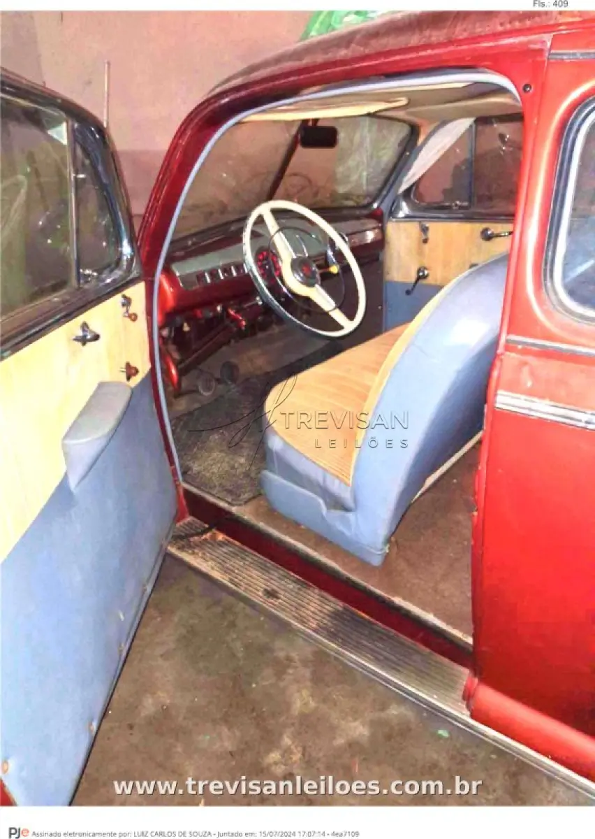 LOTE 000 - IMP/FORD Coupê ano 1946, PLACAS IBV1946, cor predominante vermelho/bordô. RENAVAM: 00583441289 CHASSI:799A1441680