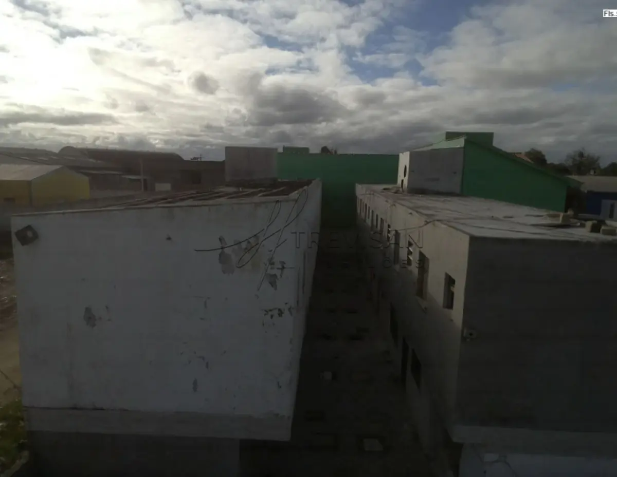 LOTE 000 - Prédio de Alvenaria com 16 Unidades Habitacionais