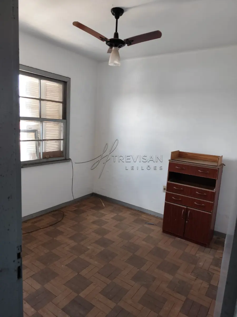 LOTE 000 - Apartamento nº 35 do Edifício Imperial