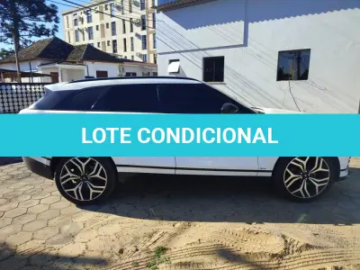 LOTE 002 - VEÍCULO I/LR RANGE ROVER VELAR 2.0 P250 R-DYN. SE, ANO 2018, PLACAS QJA6I35, COR BRANCA