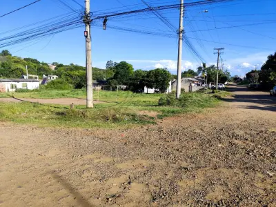 Terreno de esquina, 36X30, já dividido em 3 matrículas com frente para a Rua Araújo de Porto Alegre, Bairro Ponche Verde, Cachoeira do Sul, RS.