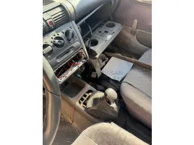 LOTE 002 - GM CORSA WIND 97/98