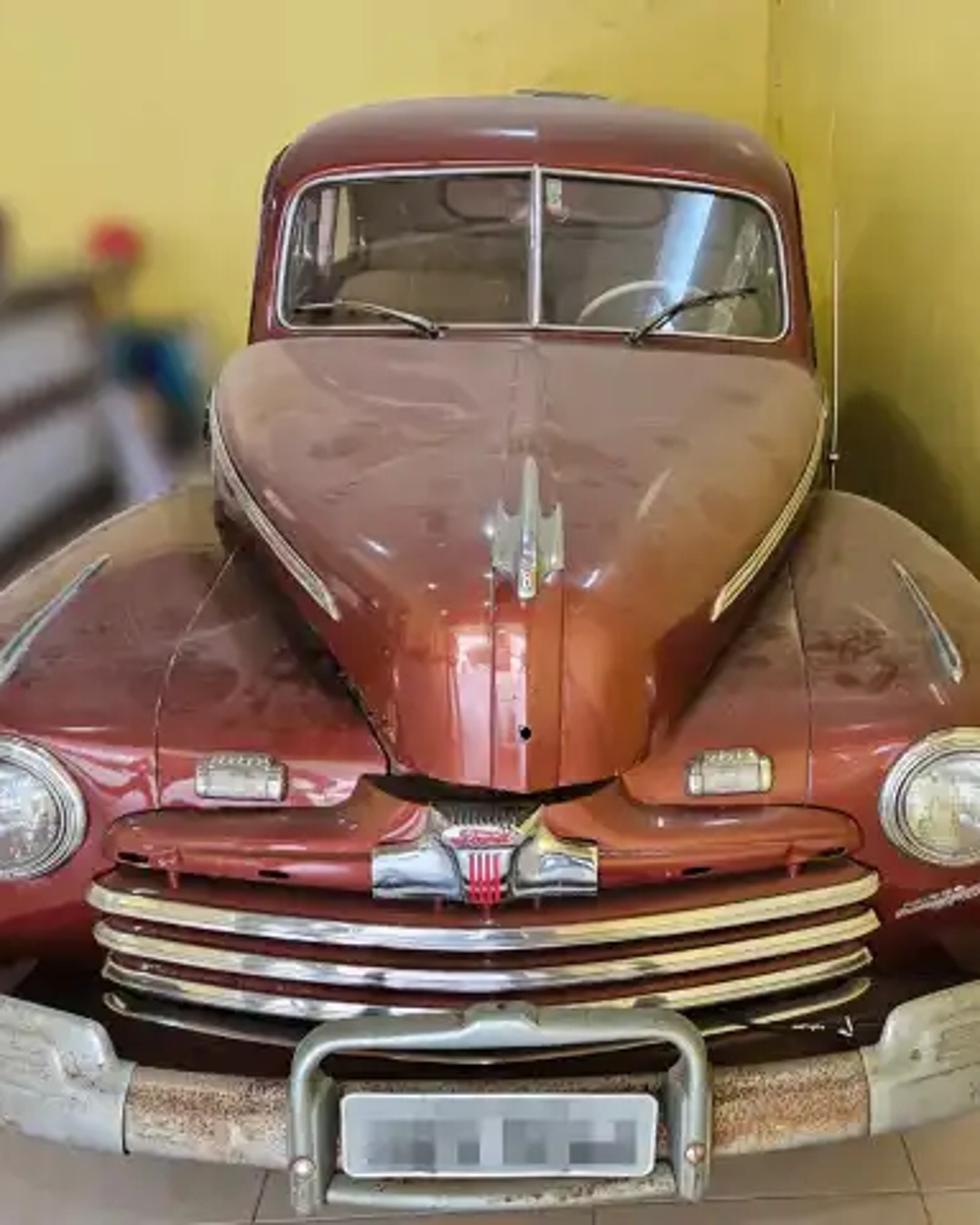 FORD Coupê ano 1946 - Veículo Antigo para Colecionador
